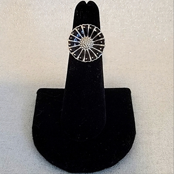 George Jensen Jewelry - GEORG JENSEN Enamel Daisy Ring
